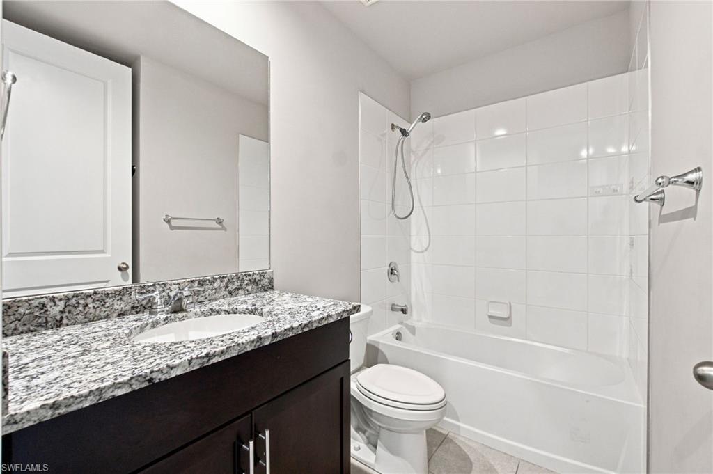 CRESCENT GROVE - Residential