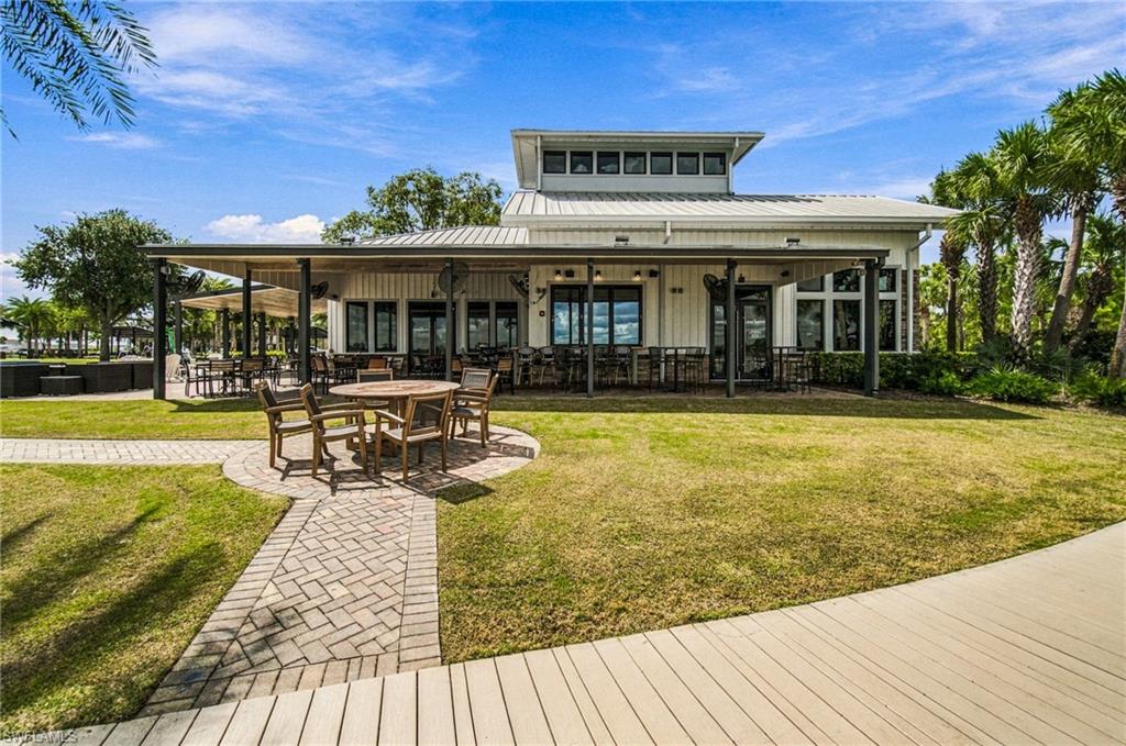 CRESCENT GROVE - Residential