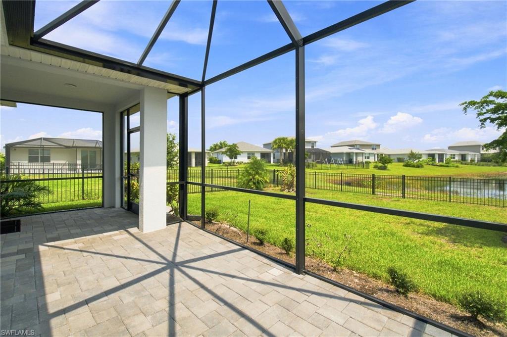 CRESCENT GROVE - Residential