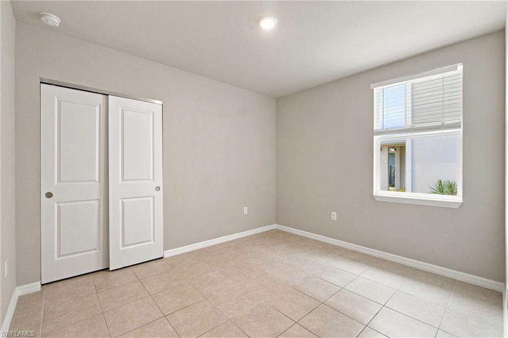 CRESCENT GROVE - Residential