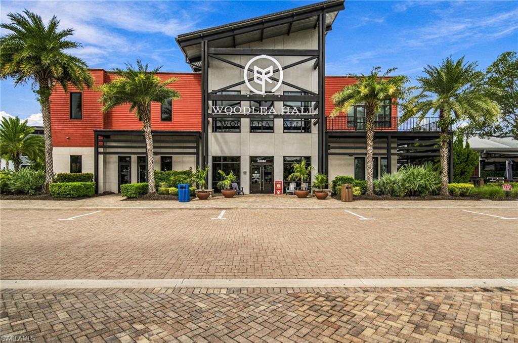 CRESCENT GROVE - Residential