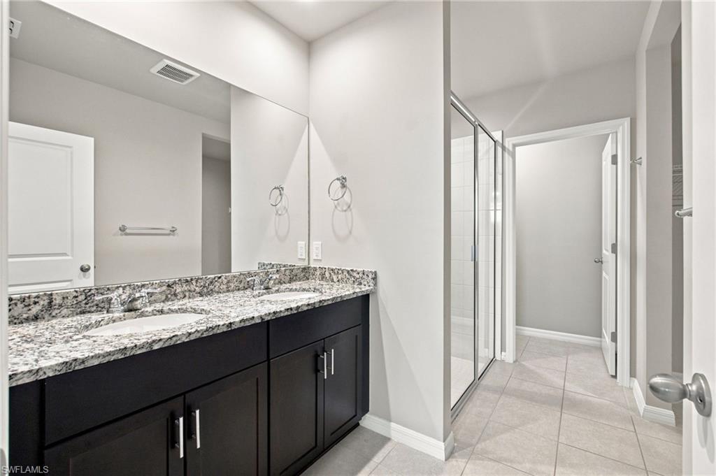 CRESCENT GROVE - Residential