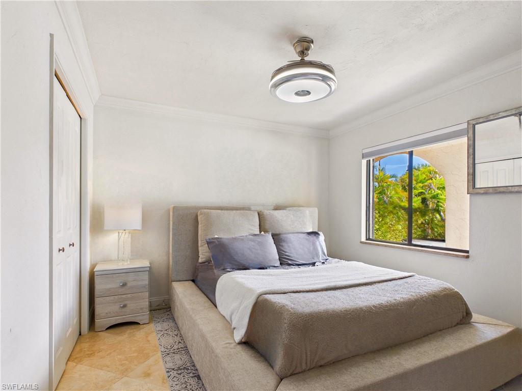 VILLANOVA COLONNADE CONDO - Residential