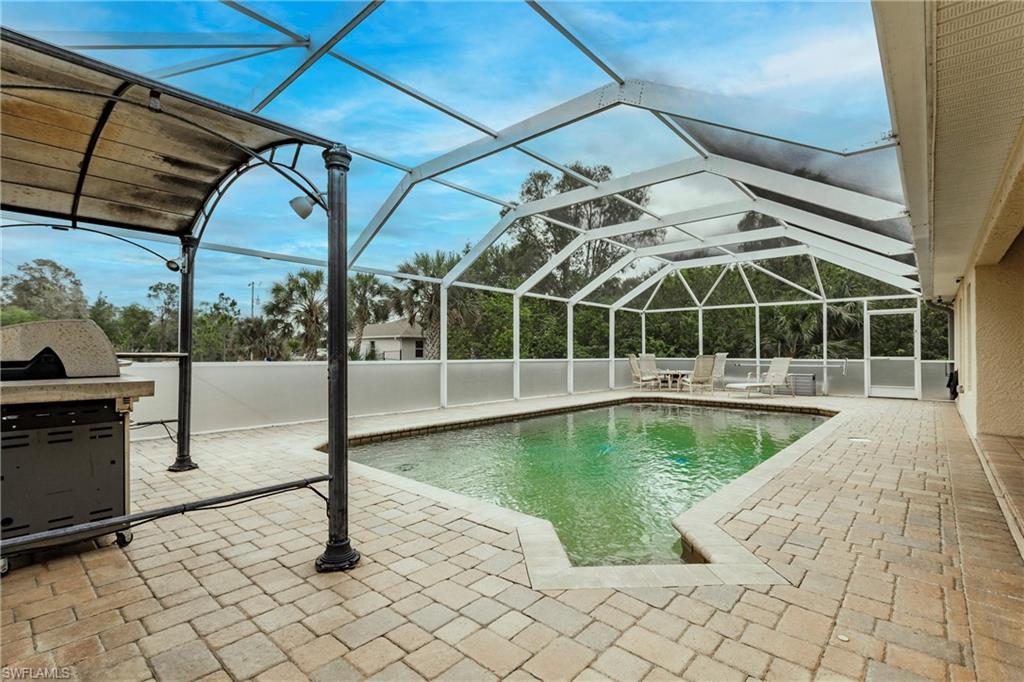 MIRROR LAKES - Residential