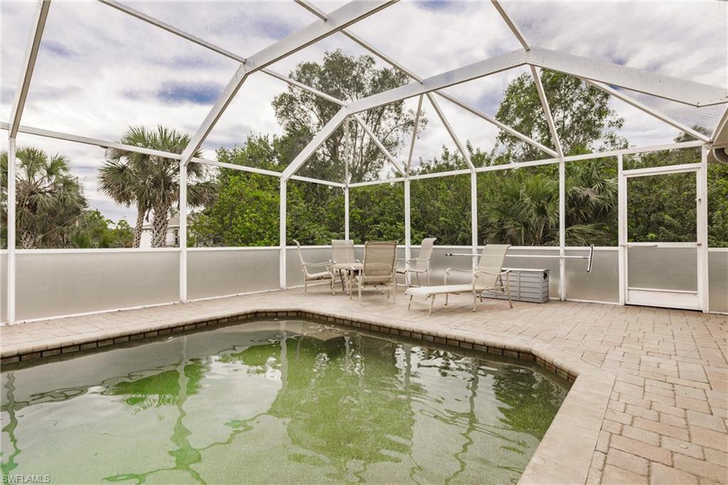 MIRROR LAKES - Residential