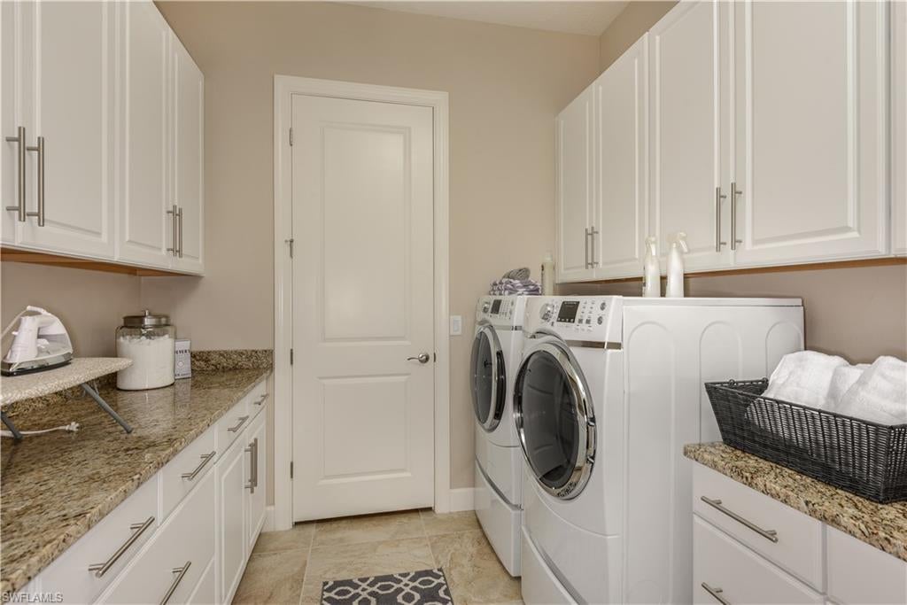 PEBBLE POINTE - Residential