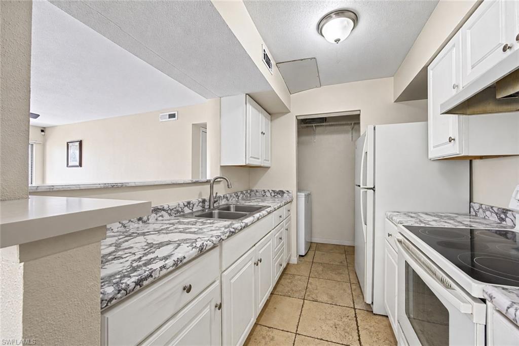 VILLAGE CREEK - Residential