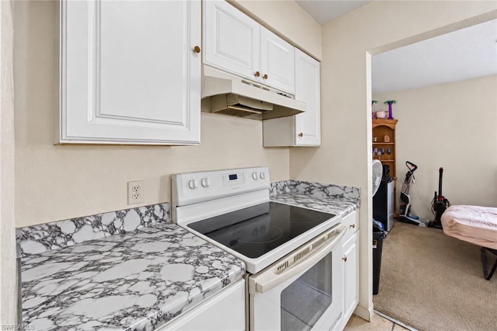 VILLAGE CREEK - Residential