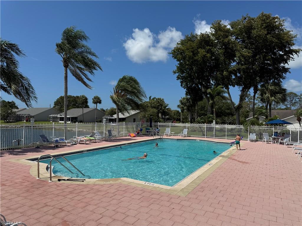 LAKEPORT VILLAS - Residential