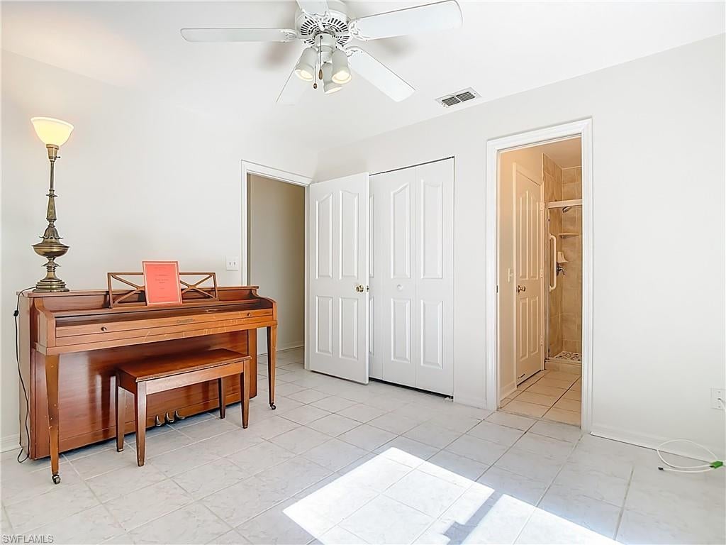 LAKEPORT VILLAS - Residential