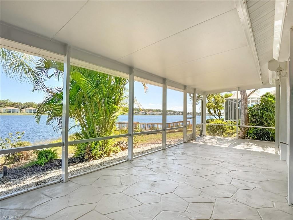 LAKEPORT VILLAS - Residential
