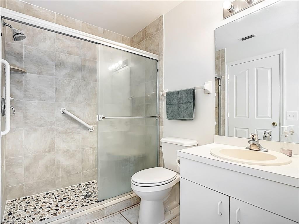 LAKEPORT VILLAS - Residential
