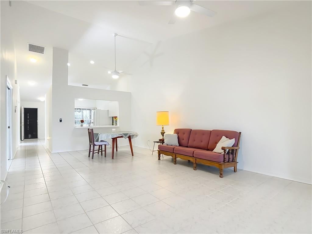 LAKEPORT VILLAS - Residential