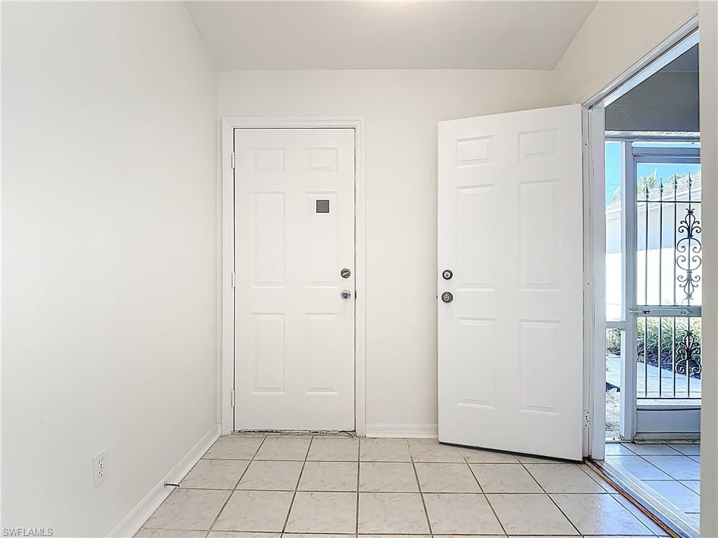 LAKEPORT VILLAS - Residential