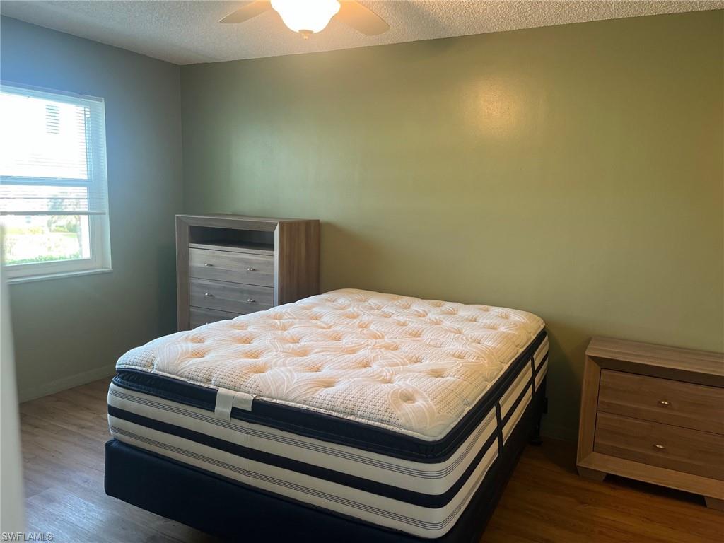 SEVEN LAKES - Residential