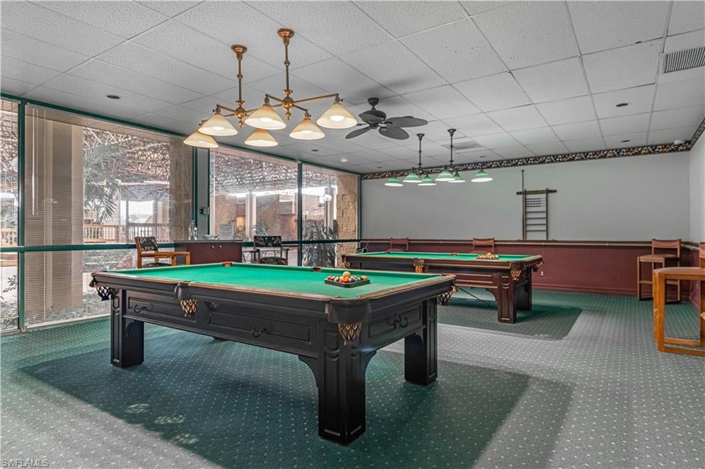 SEVEN LAKES - Residential