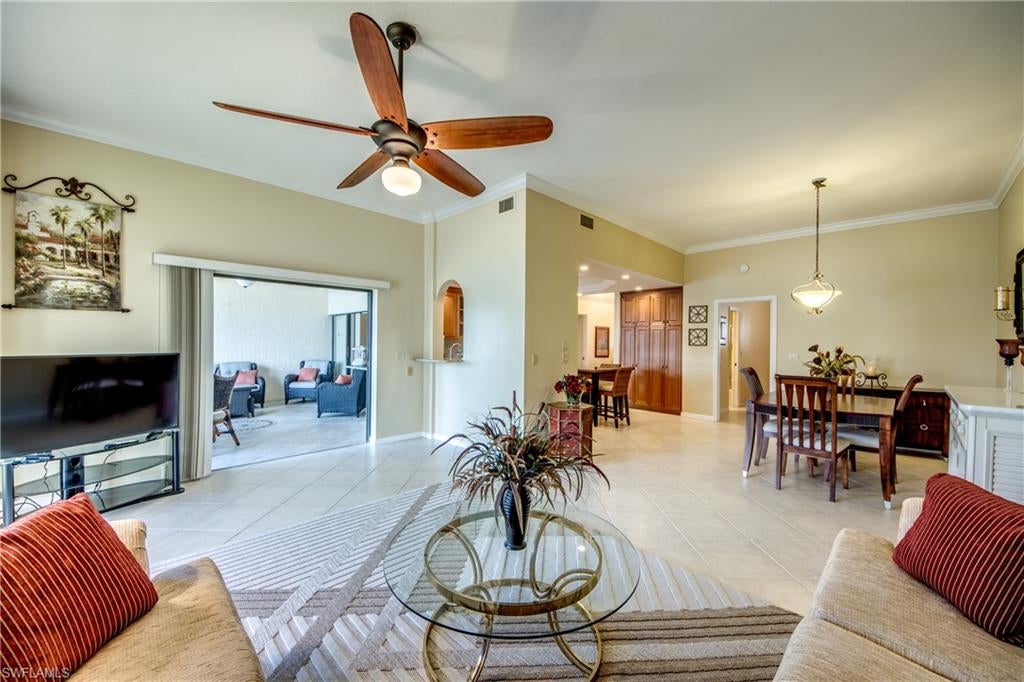 CAPSTAN CONDO - Residential