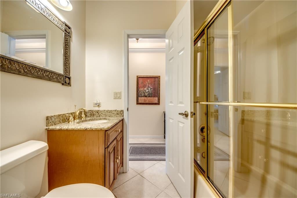 CAPSTAN CONDO - Residential