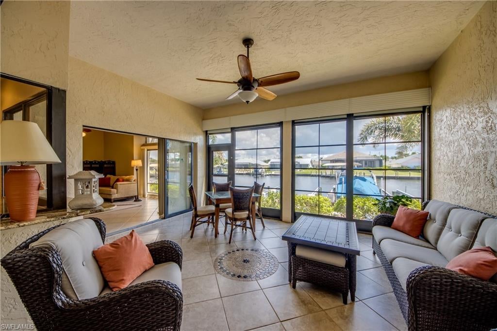 CAPSTAN CONDO - Residential