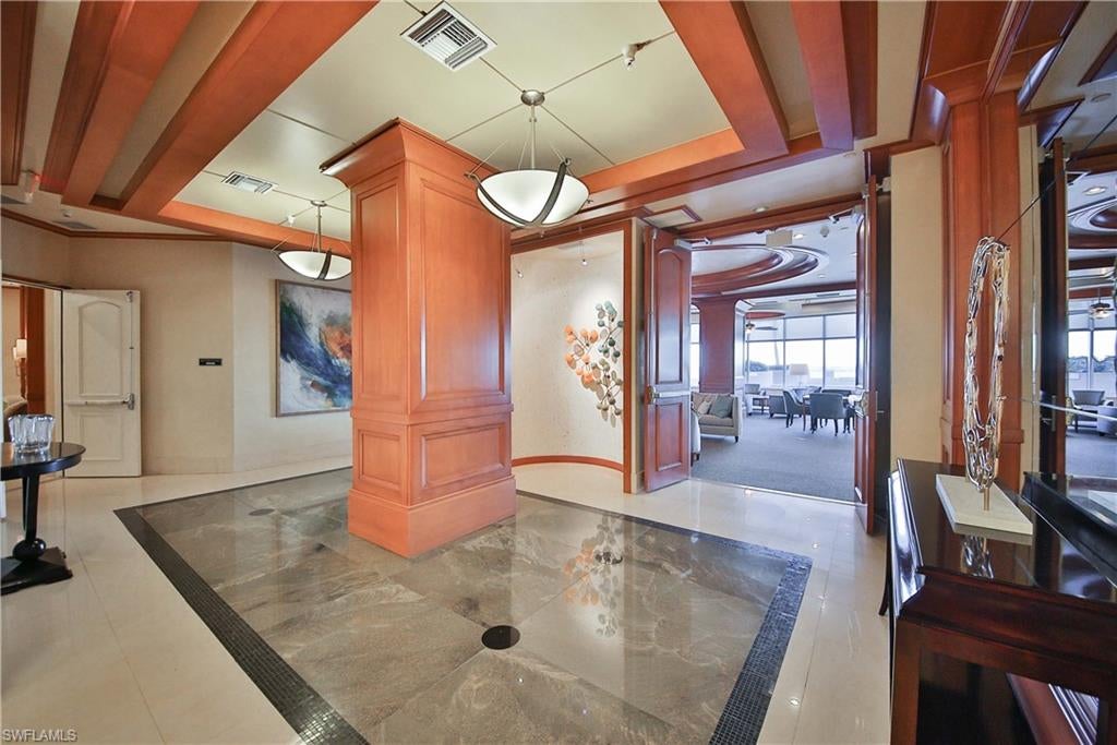 HIGH POINT PLACE - Residential Lease