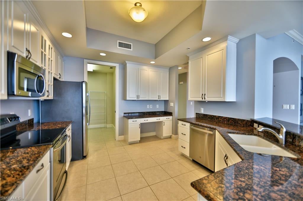 HIGH POINT PLACE - Residential Lease
