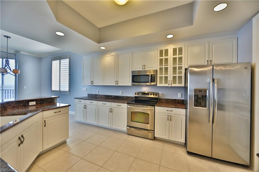 HIGH POINT PLACE - Residential Lease