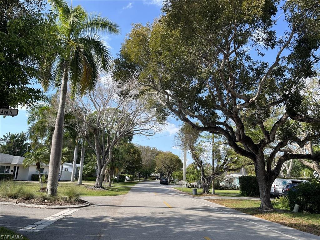 LAKE PARK - Residential