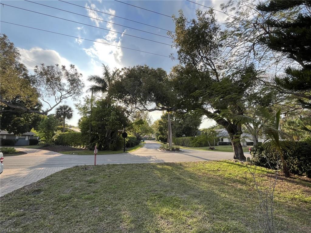 LAKE PARK - Residential