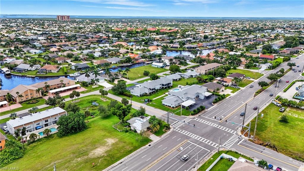 CORAL KEYES CONDO - Residential