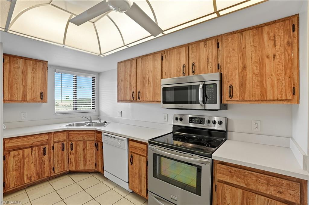 CORAL KEYES CONDO - Residential