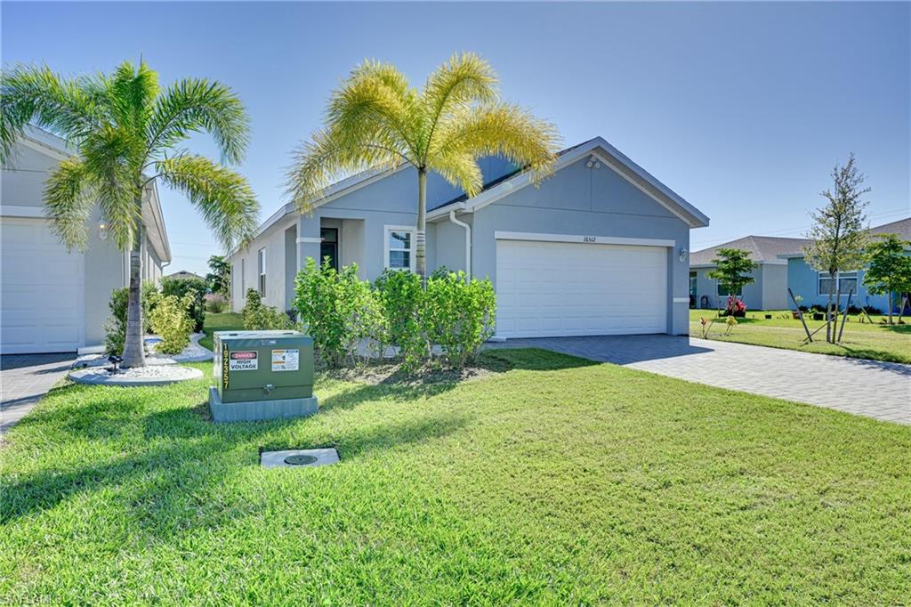 CORAL BAY - Residential