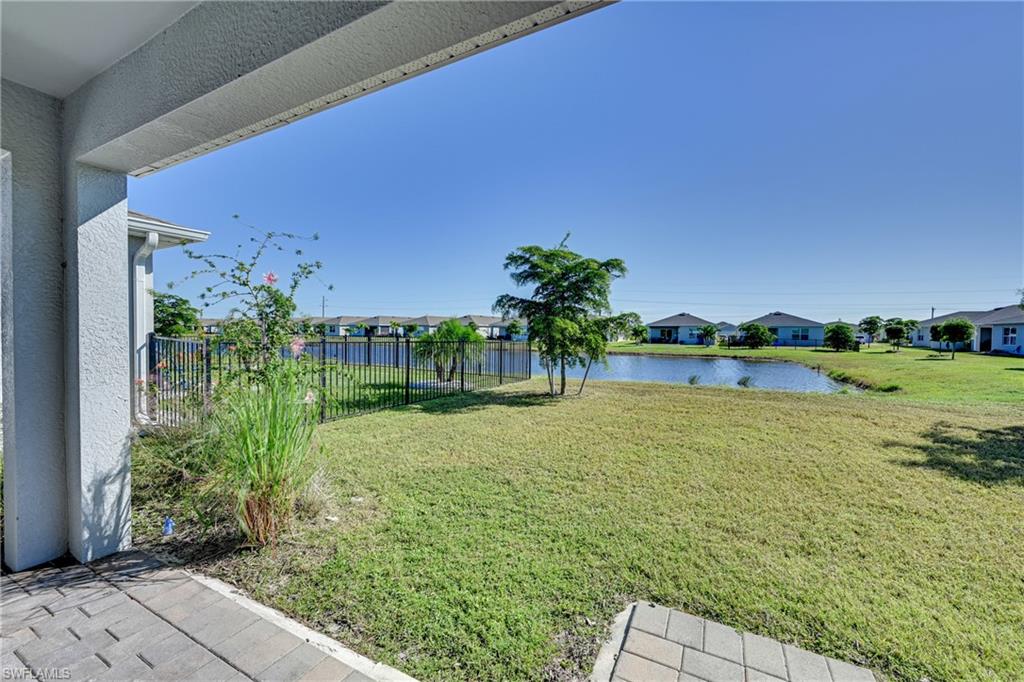 CORAL BAY - Residential