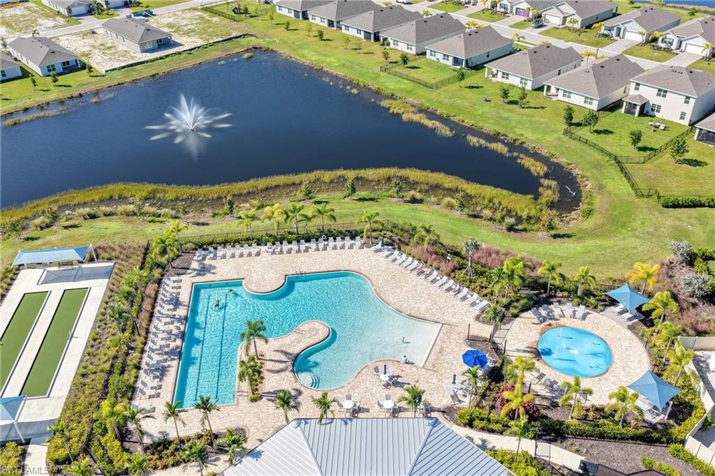 CORAL BAY - Residential