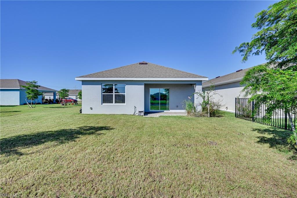 CORAL BAY - Residential