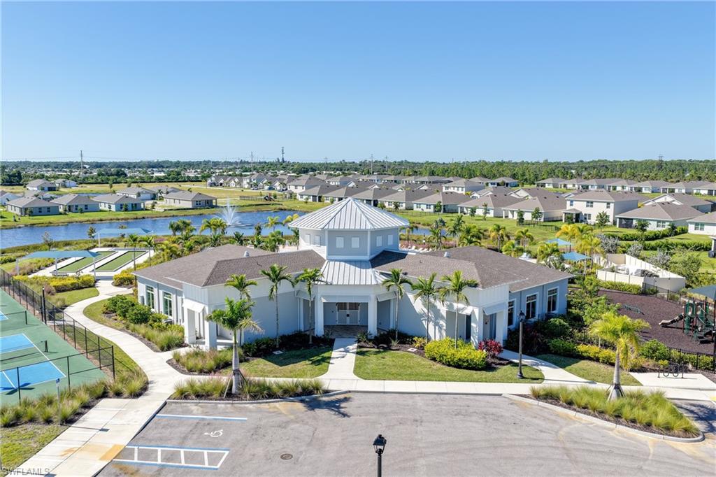 CORAL BAY - Residential