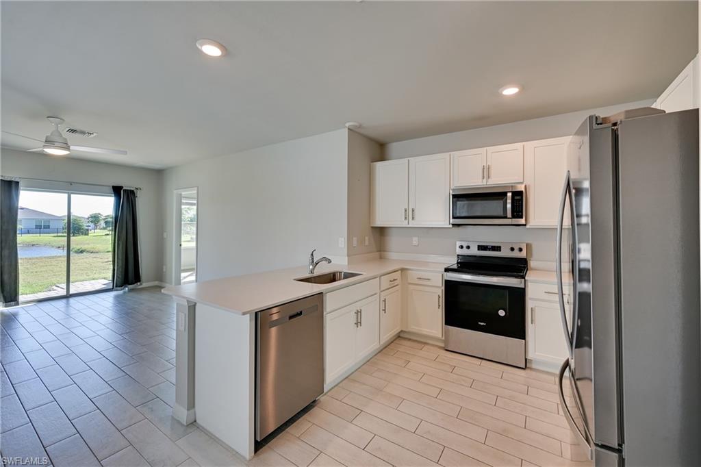 CORAL BAY - Residential