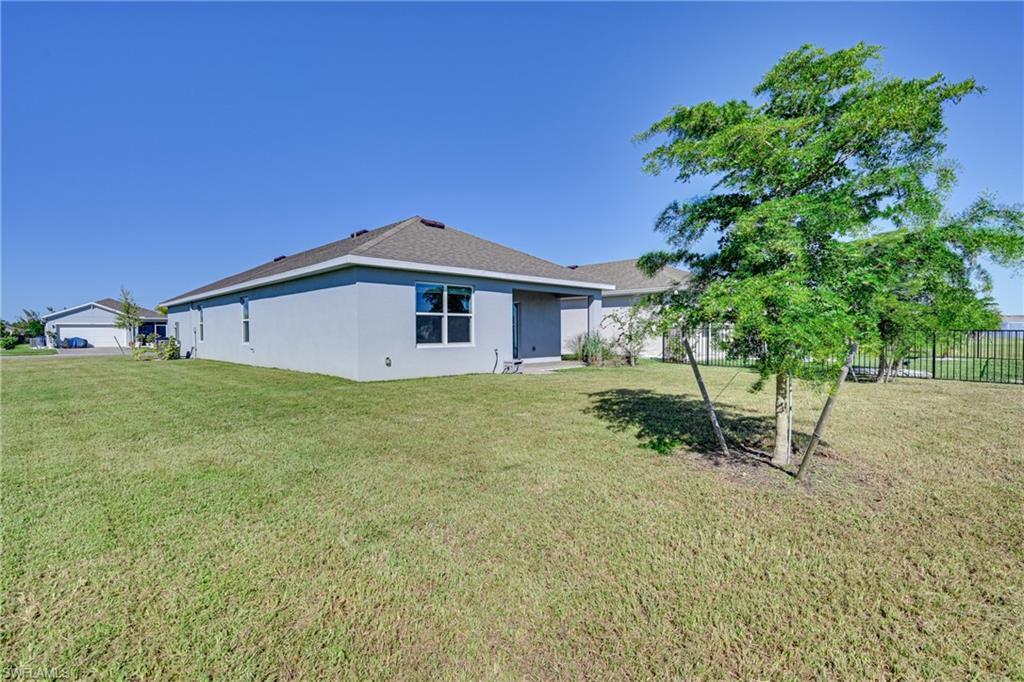 CORAL BAY - Residential