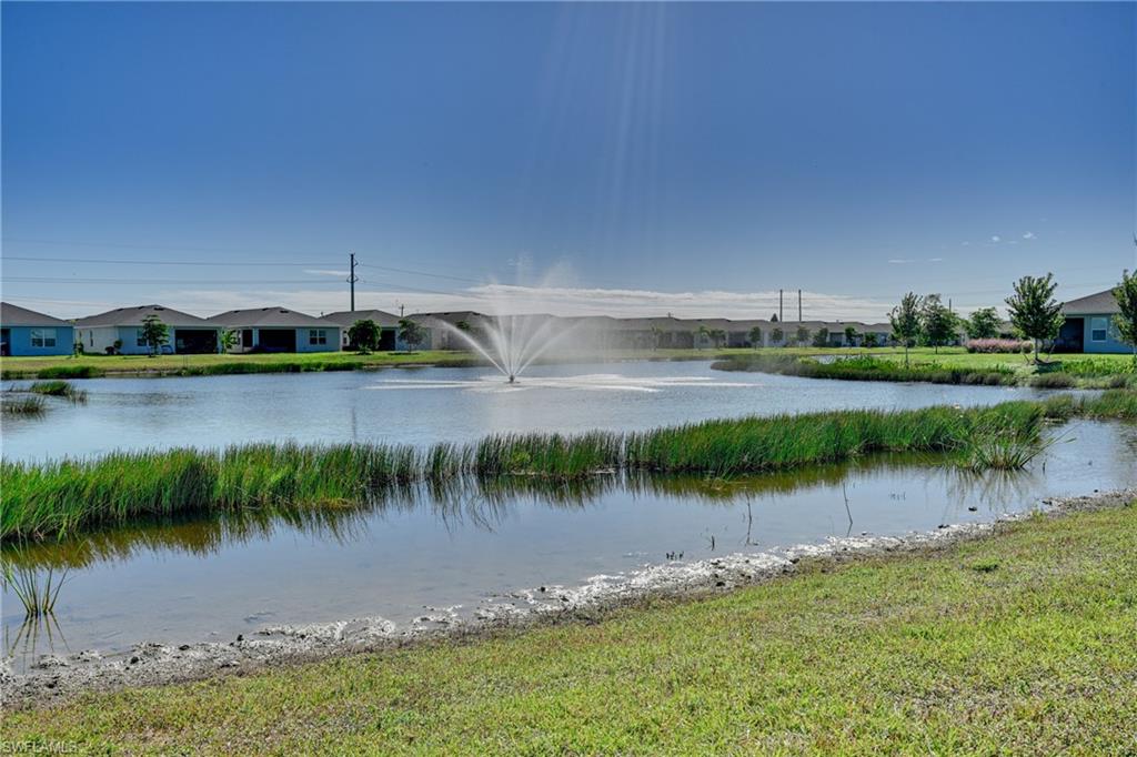 CORAL BAY - Residential