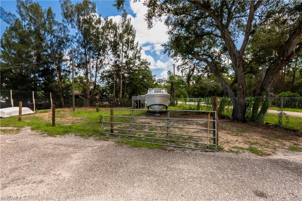 MONTURA RANCH ESTATES - Residential