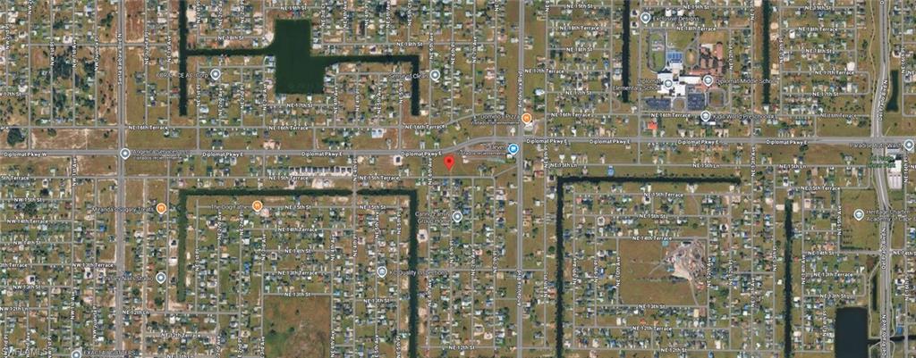 CAPE CORAL - Land