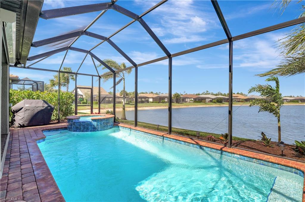 WINDING CYPRESS - Residential