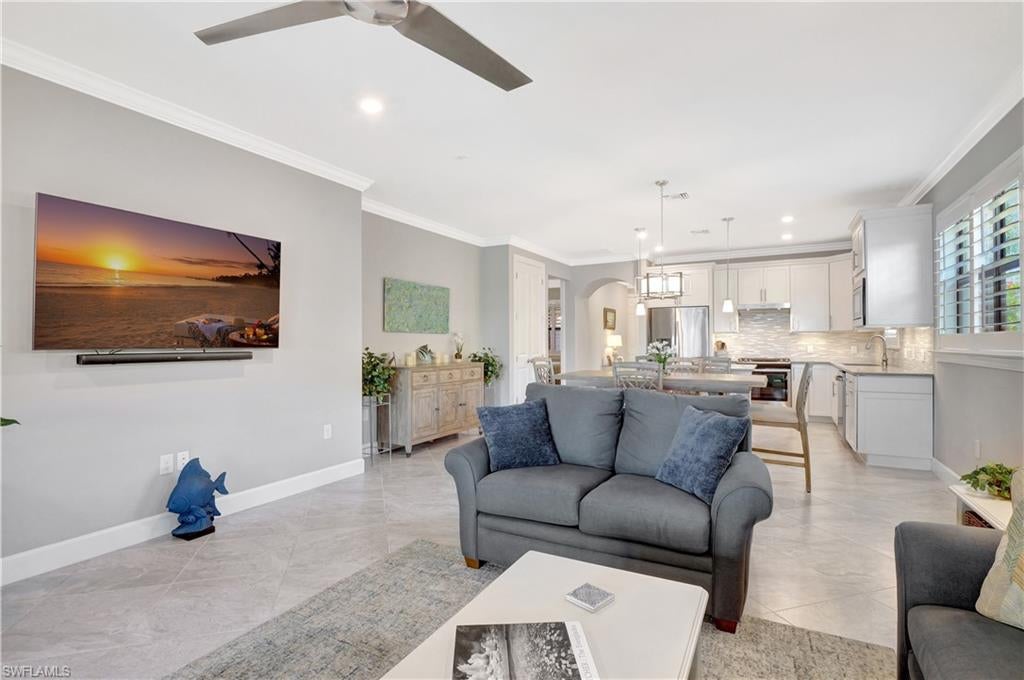 WINDING CYPRESS - Residential