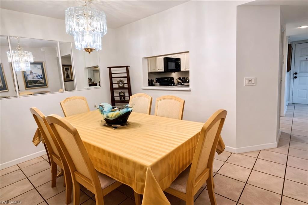 VILLAGES AT EMERALD LAKES - Residential Lease