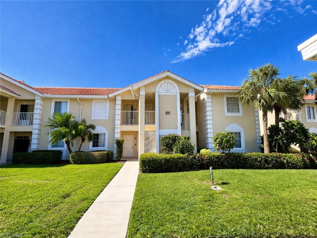 VILLAGES AT EMERALD LAKES - Residential Lease