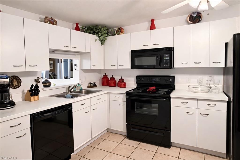 VILLAGES AT EMERALD LAKES - Residential Lease