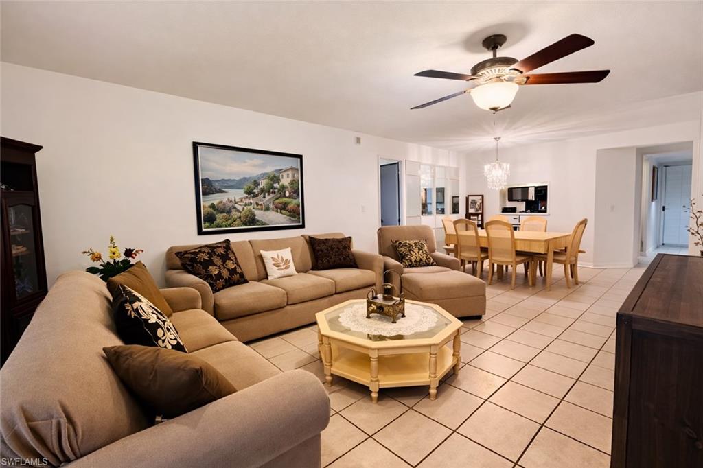 VILLAGES AT EMERALD LAKES - Residential Lease