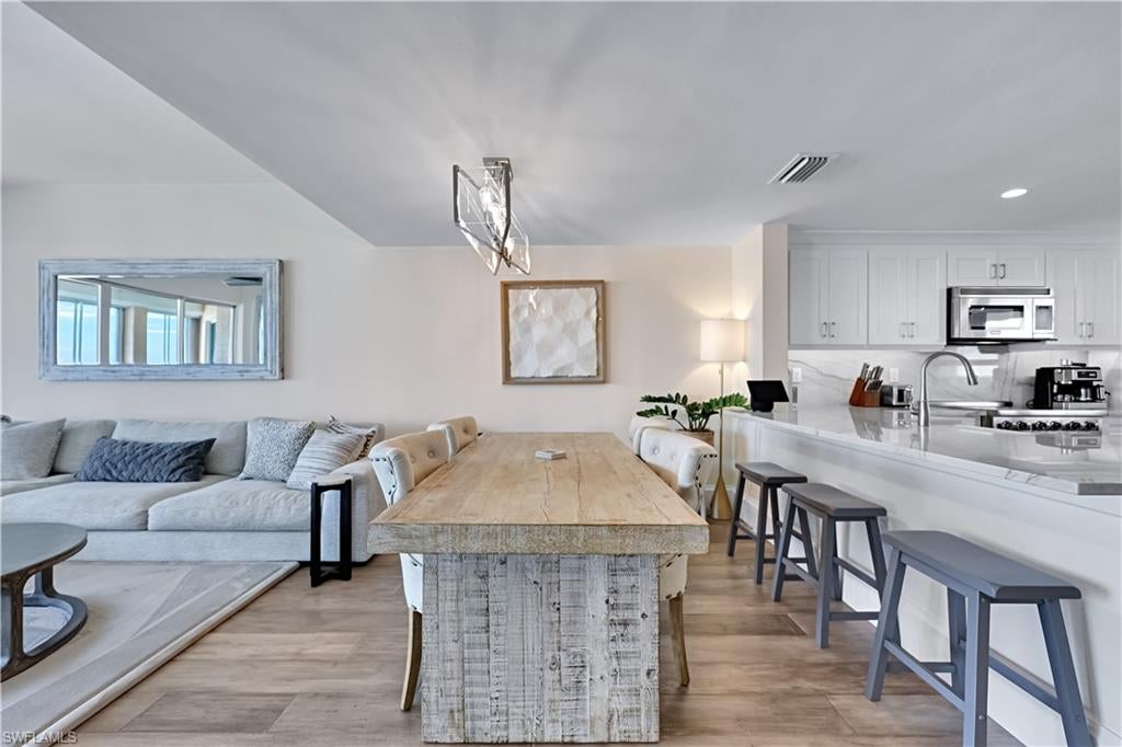 BAREFOOT BEACH CLUB - Residential