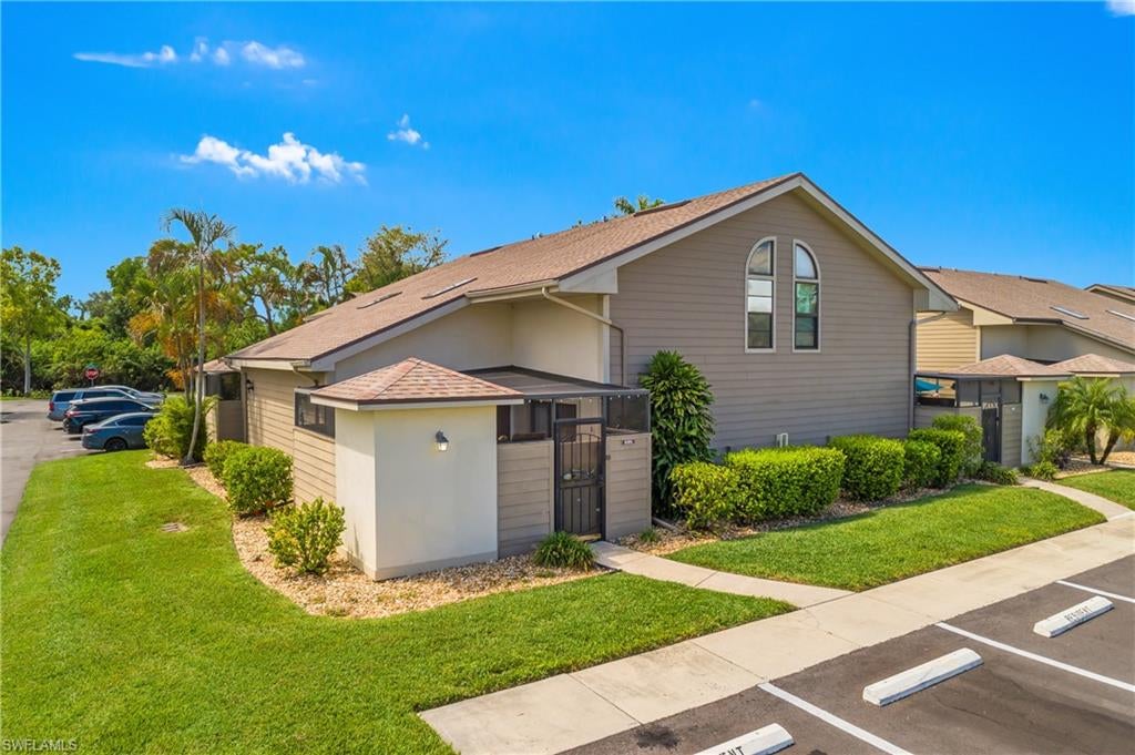 CYPRESS LAKE ESTATES - Residential