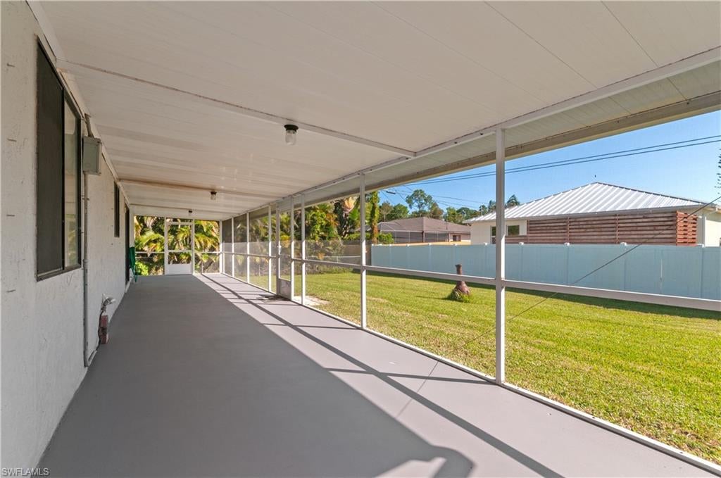 SAN CARLOS PARK - Residential
