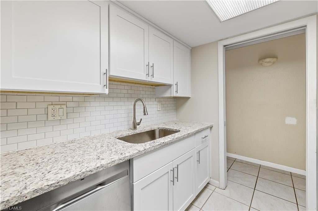 TOWERS CONDO - Residential